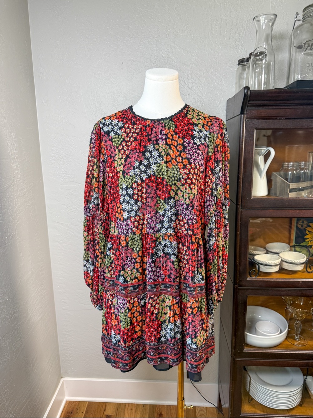 Saylor Talley Floral Metallic Lurex Tiered Mini Dress Black Red Size L